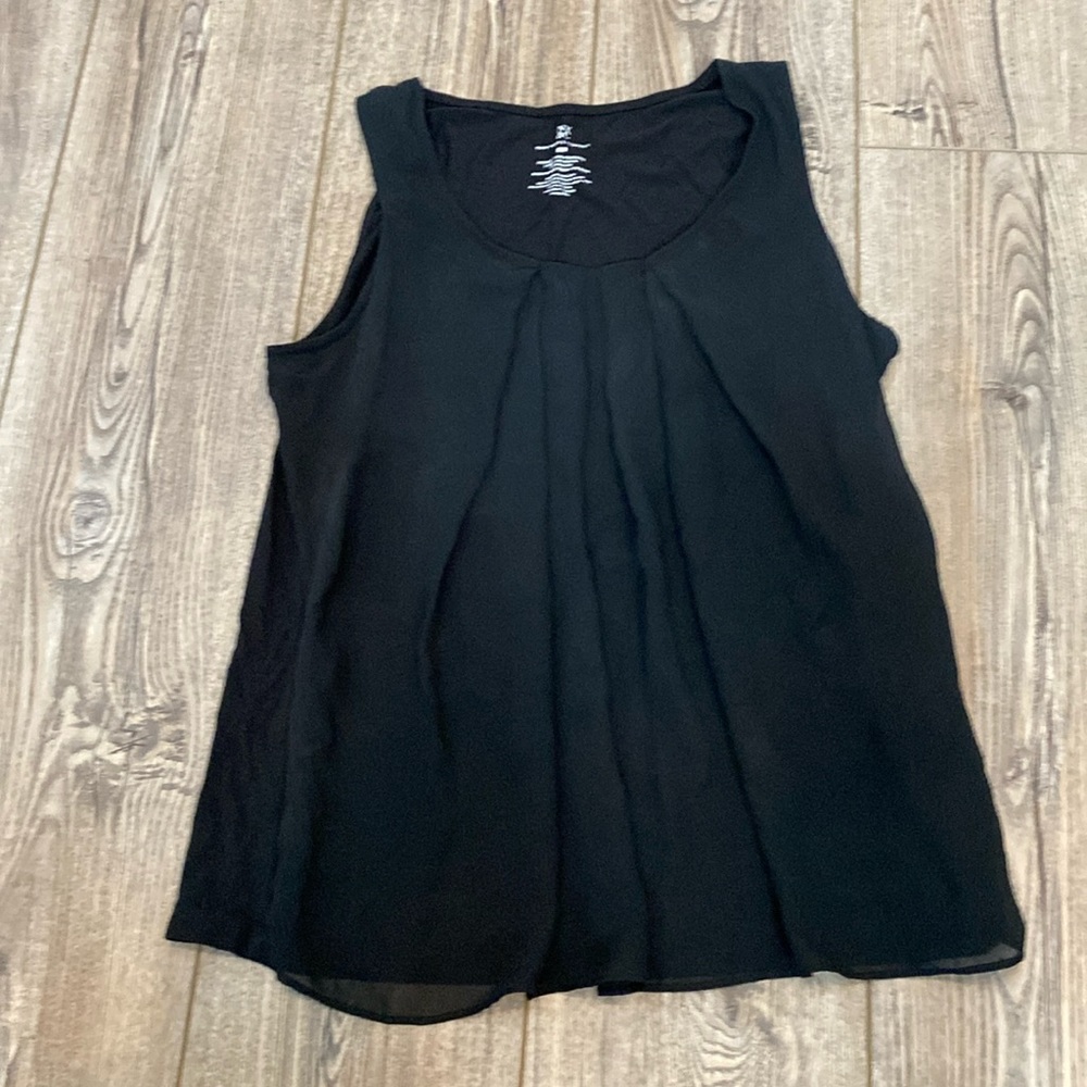 New York & Company NY&C Black Tank Top Medium M